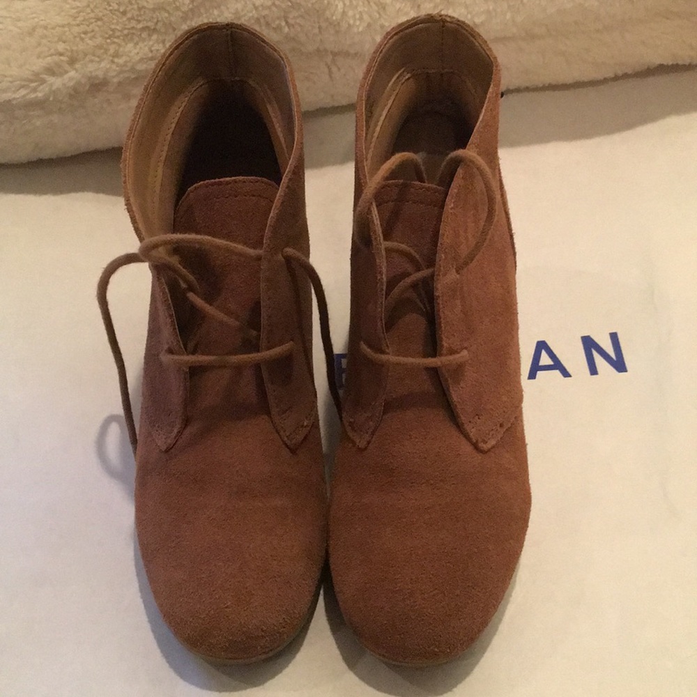 SUEDE BOOTIE